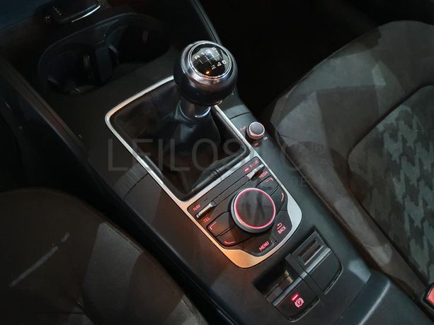 Audi A3 1.6 TDI · Ano 2014