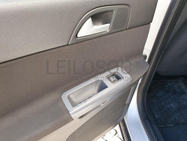 Volvo V50 2.0D · Ano 2005