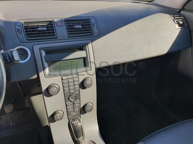 Volvo V50 2.0D · Ano 2005