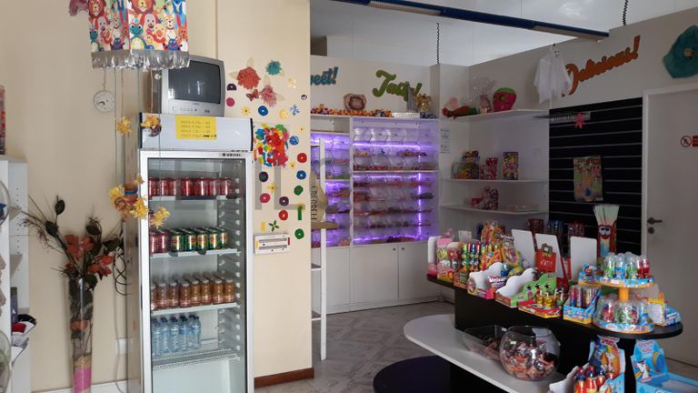 Loja · Torres Novas