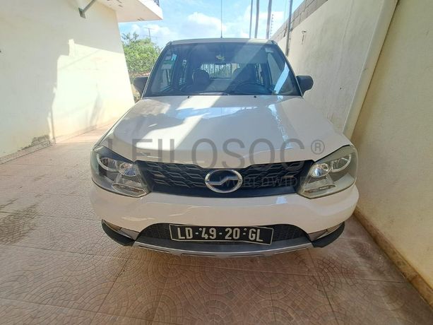 Veículo Zxauto C3 · Viana