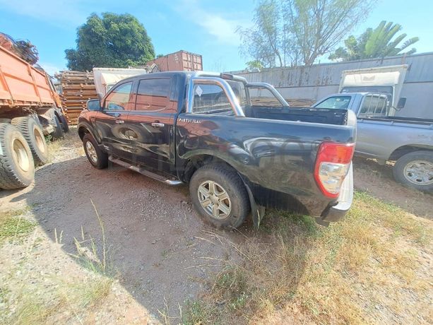 Veículo FORD RANGER · Viana