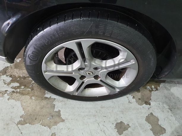 Renault Clio 1.5 DCI · Ano 2014