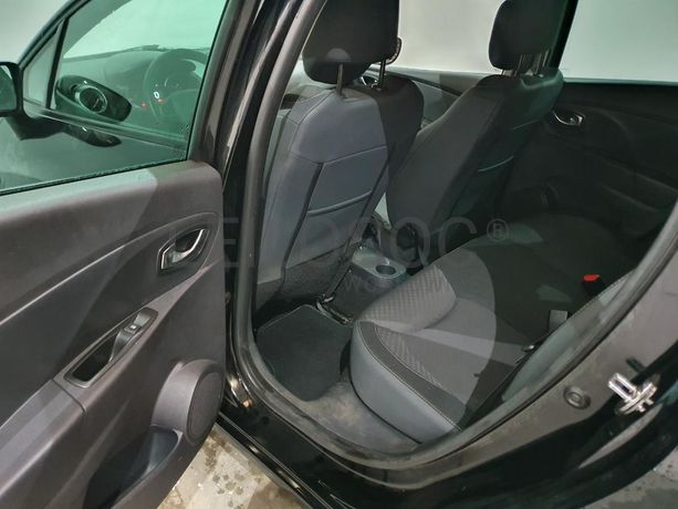 Renault Clio 1.5 DCI · Ano 2014