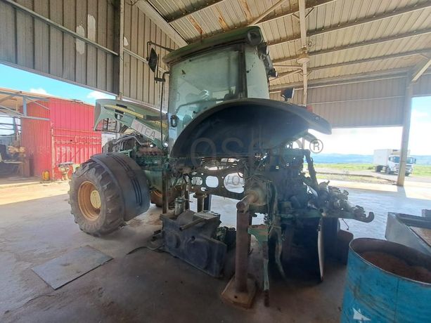 Trator agrícola John Deer 7830 · Samba Caju