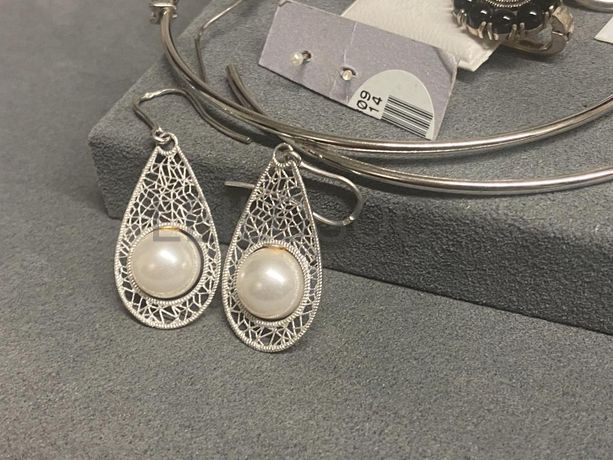 Brincos em prata e outros materiais