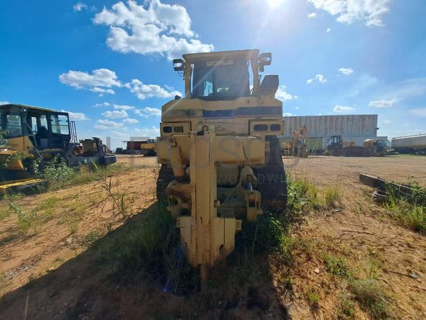 Buldózer Caterpillar D8R · Samba Caju