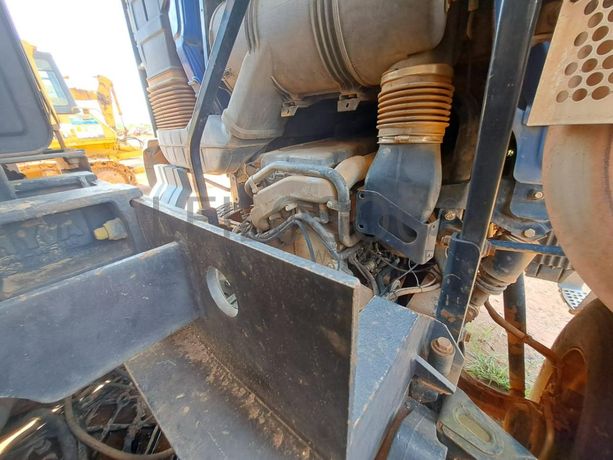 Camião basculante MAN TGA 41400 · Samba Caju