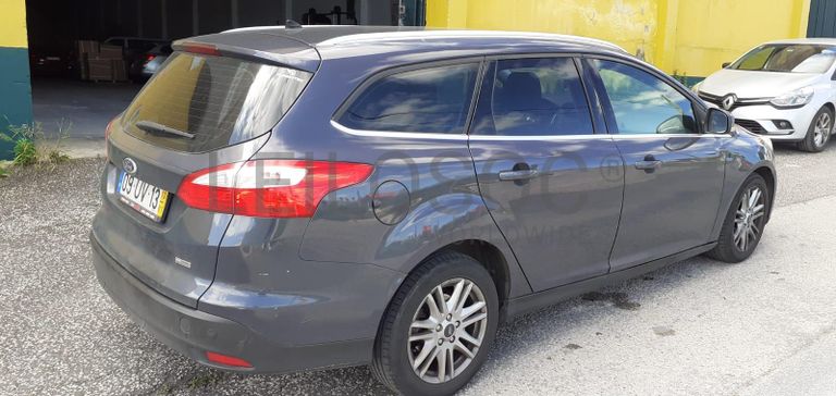 Ford Focus 1.6 TDCI · Ano 2013