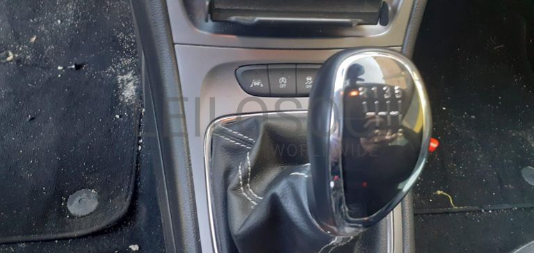 Opel Astra 1.6 CDTI · Ano 2017