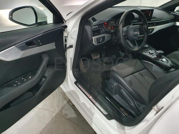 Audi A 4 2.0 TDI · Ano 2016