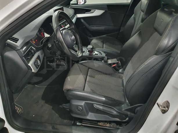 Audi A 4 2.0 TDI · Ano 2016