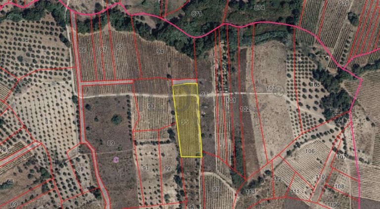 Terrenos · Cuba, Beja