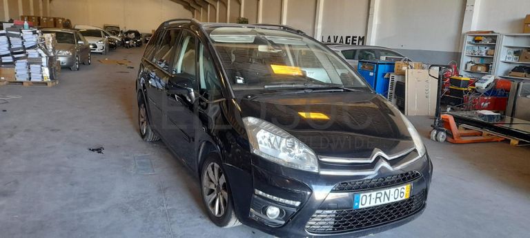 Citroën C4 Grand Picasso 1.6 HDI · Ano 2012