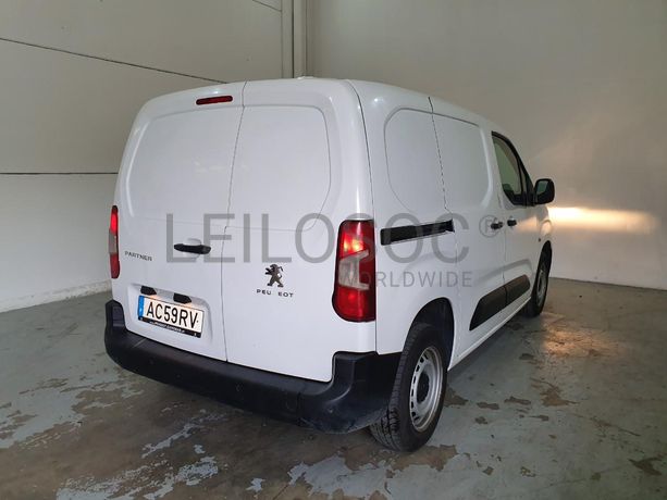 Peugeot Partner 1.5 HDI · Ano 2020