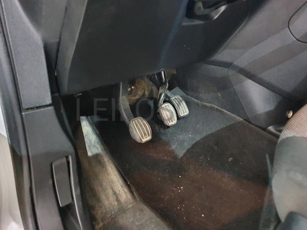 Peugeot Partner 1.5 HDI · Ano 2020