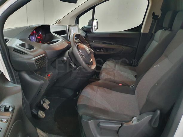 Peugeot Partner 1.5 HDI · Ano 2020