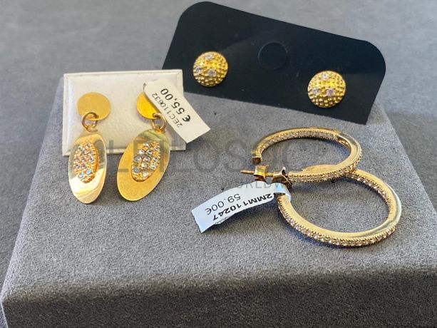 Brincos em prata e outros materiais