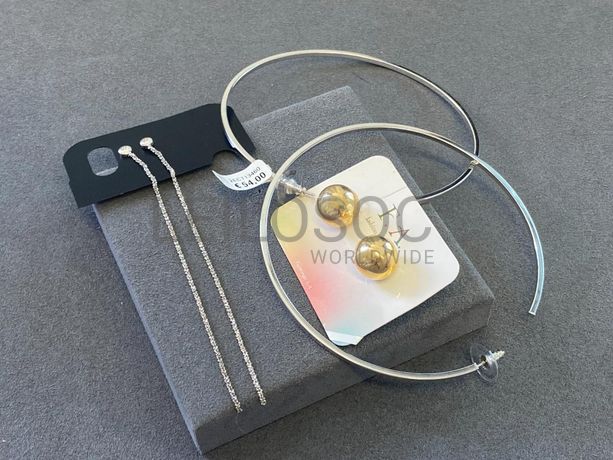 Brincos em prata e outros materiais