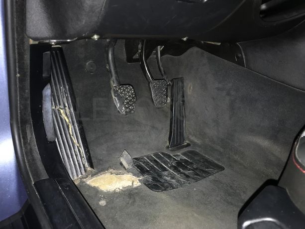 BMW 320D · Ano 1999