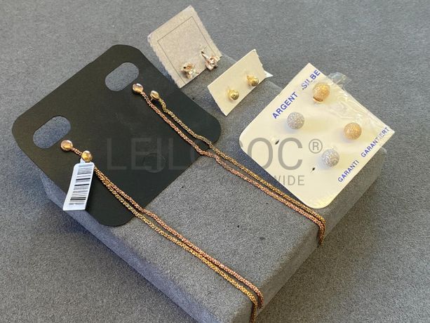 Brincos em prata e outros materiais