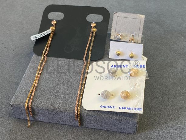 Brincos em prata e outros materiais