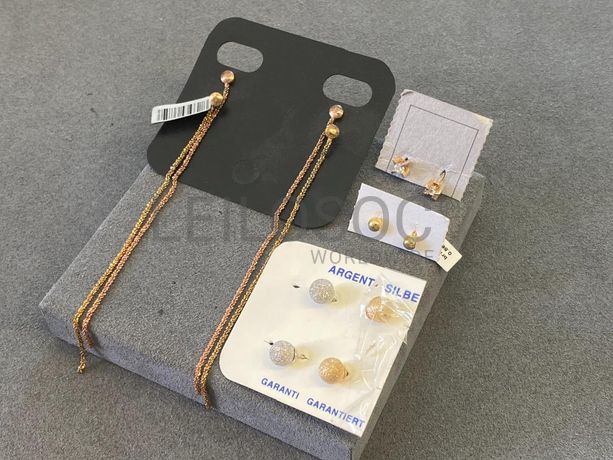 Brincos em prata e outros materiais