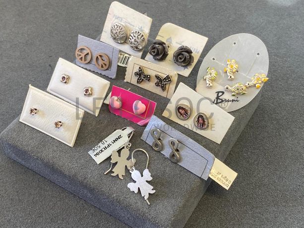 Brincos em prata e outros materiais