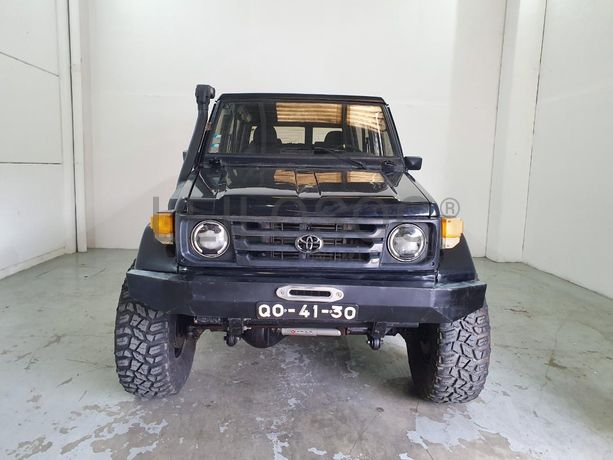 Toyota Land Cruiser 250 · Ano 1988