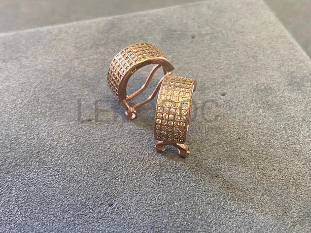 Brincos em prata e outros materiais