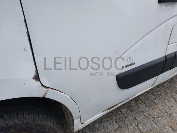 Opel Movano 2.3 CDTI · Ano 2014