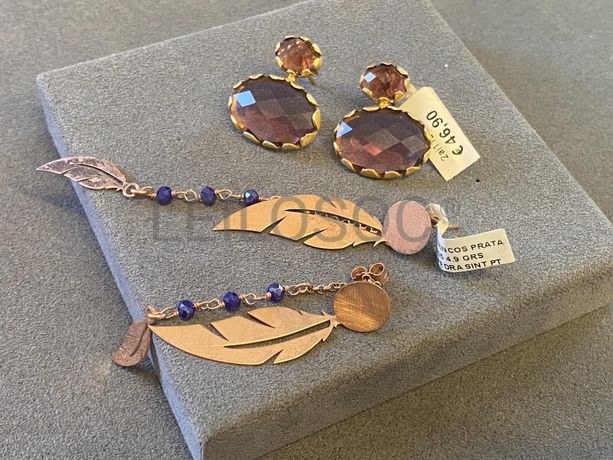 Brincos em prata e outros materiais