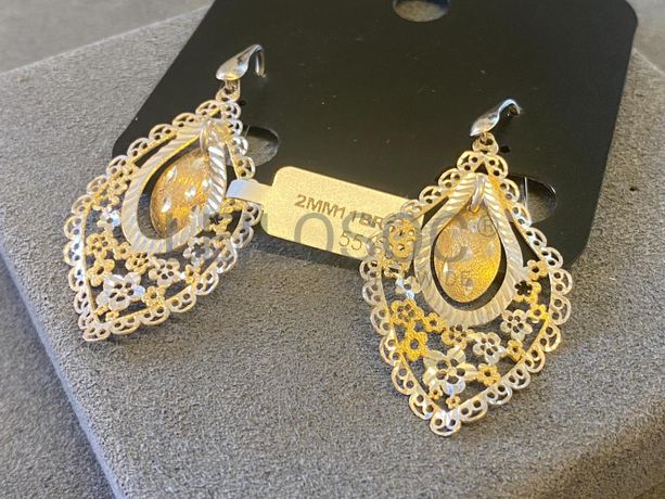 Brincos em prata e outros materiais