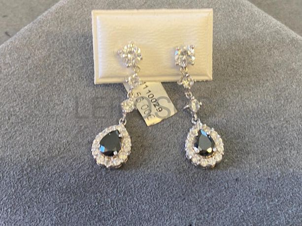 Brincos em prata e outros materiais