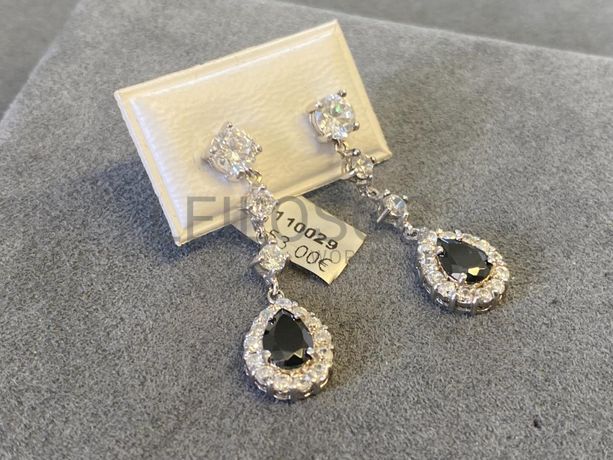 Brincos em prata e outros materiais