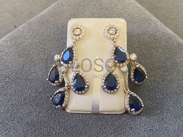 Brincos em prata e outros materiais