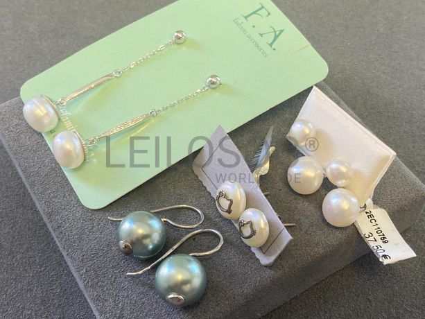 Brincos em prata e outros materiais