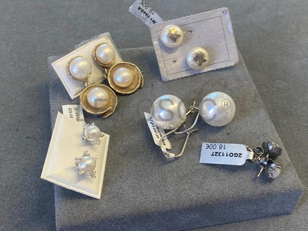 Brincos em prata e outros materiais