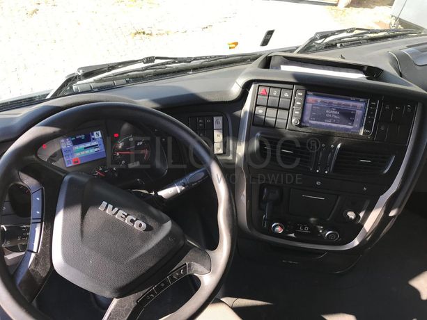Iveco Stralis XP460 · Ano 2015