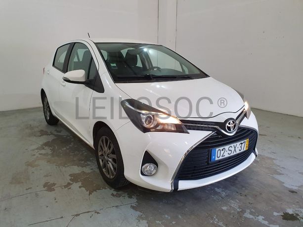 Toyota Yaris 1.0 · Ano 2017