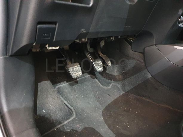 Toyota Yaris 1.0 · Ano 2017