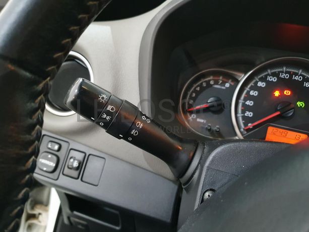 Toyota Yaris 1.0 · Ano 2017