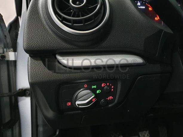 Audi A3 1.6TDI · Ano 2015