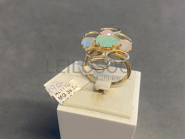 Anel em prata e outros materiais