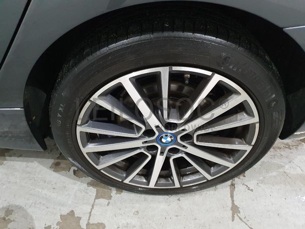 BMW Série 2 i 1.5 Active Tourer · Híbrido · Ano 2019