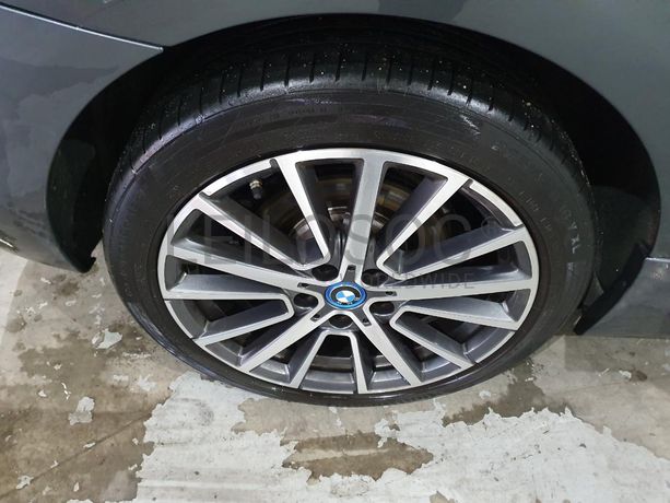BMW Série 2 i 1.5 Active Tourer · Híbrido · Ano 2019