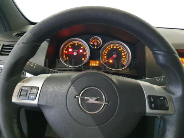 Opel Astra 1.3CDTI · Ano 2008