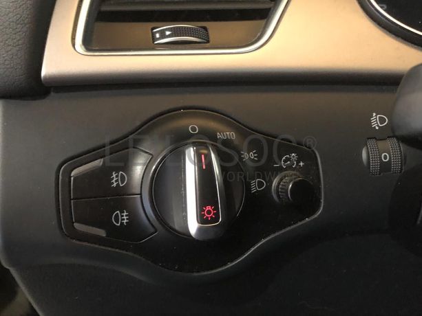 Audi A4 2.0TDI · Ano 2012