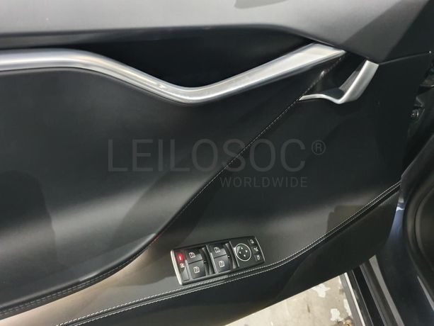 Tesla Model S 100D · Elétrico · Ano 2018