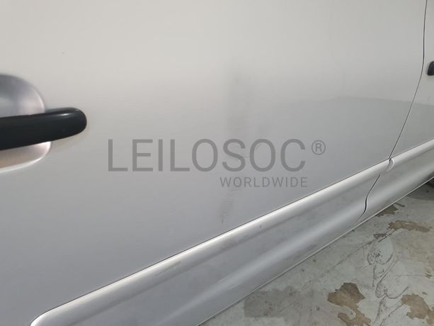 Volkswagen Sharan 1.9 TDI · Ano 1998